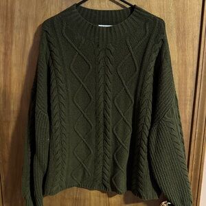 Old Navy Dark Green Cable Knit Sweater